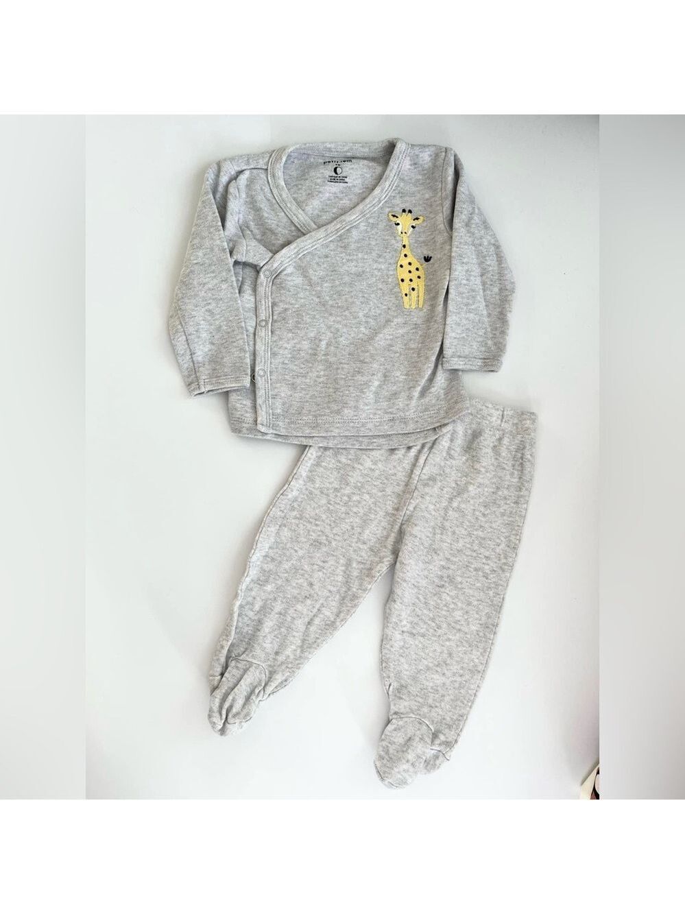 🩵 4/$20 Petit Lem & Chickpea Gray Giraffe Kids Matching Set